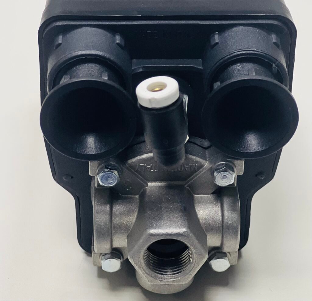 PRESOSTATO CEVIK PRO 10BAR 2 A 3 HP TRIFASICO CA-840/1