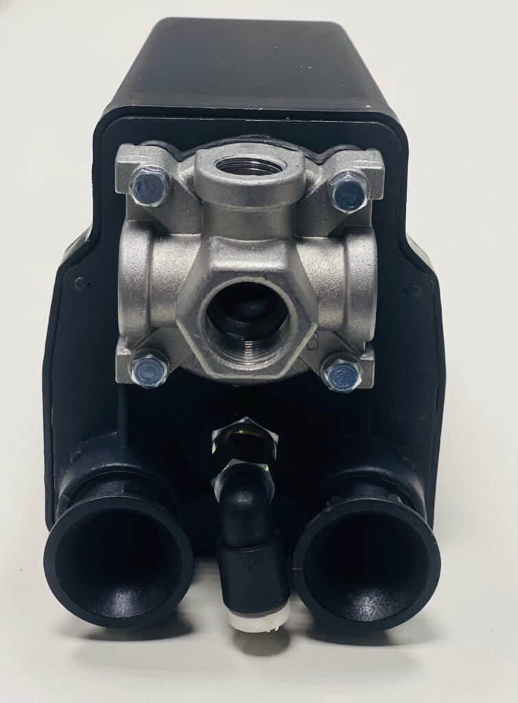 PRESOSTATO CEVIK PRO 10BAR 4 A 7.5HP TRIFASICO CA-840/2